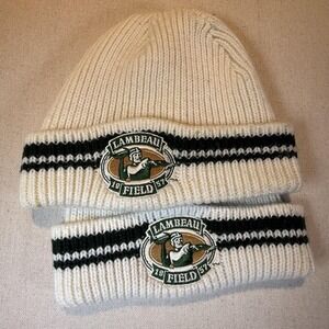 VTG Lambeau Field Green Bay Packers NFL 2 Matching Knit Winter Beanies Warm Knit